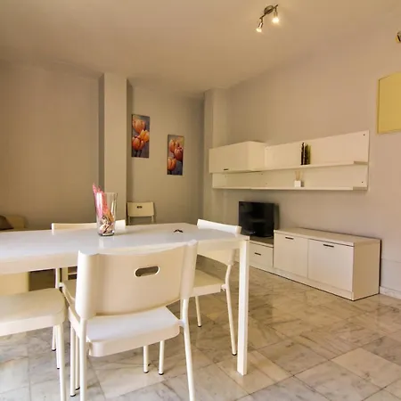 Lejlighed Centro 1 *